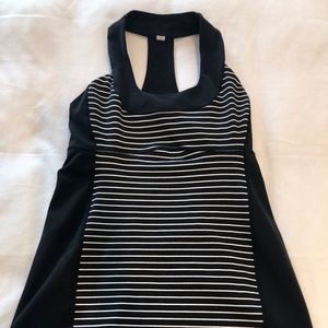 Lululemon Scoop Neck Tank - size 8